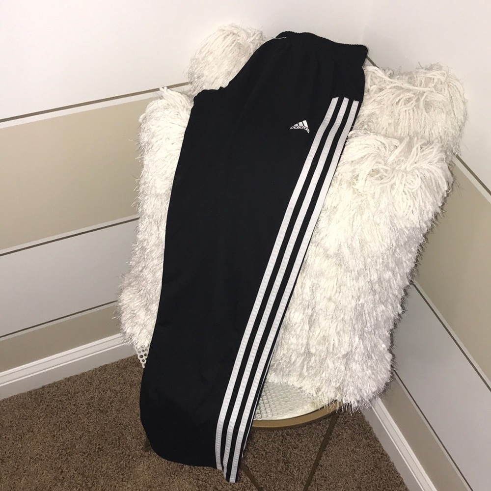 ✨🖤Adidas track pant🖤✨